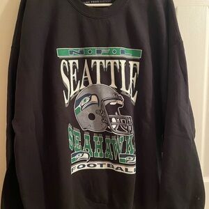 Seattle Seahawks Unisex NFL Helmet Flea Market Crew - XL